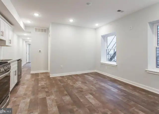 Property at 1318 S Broad St Unit 3R, Philadelphia, PA, 19146, 2 beds, 1 bath, [object Object]