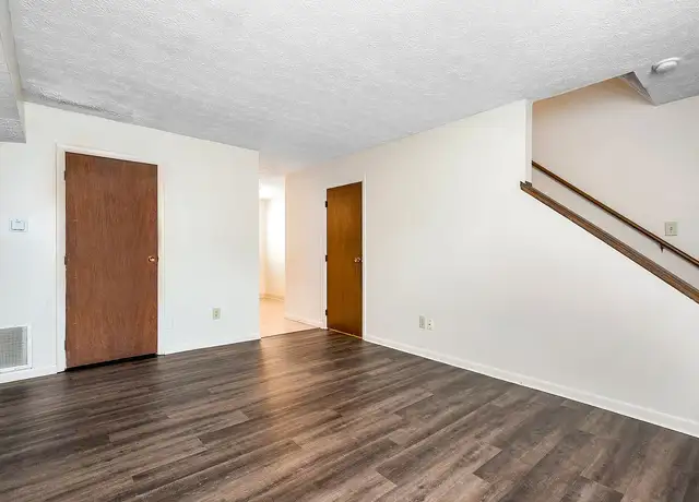 Photo of 2380 Pinecrest Dr, Columbus, OH 43229