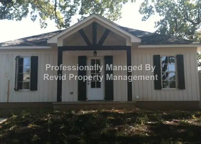 Property at 172 N Willett St #102, Memphis, TN, 38104, 2 beds, 1.5 baths, [object Object]