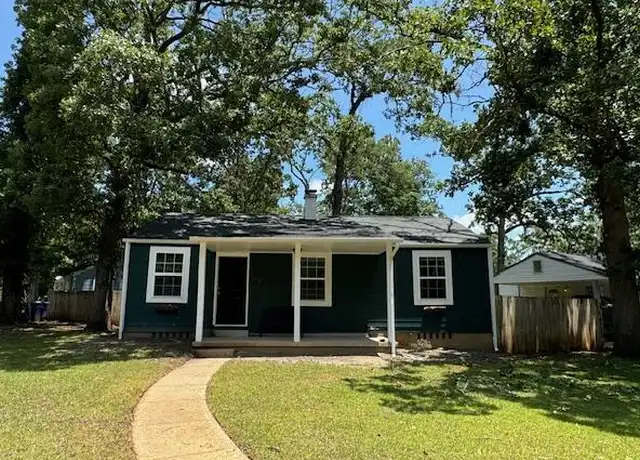 Property at 700 Cherry Dr, Aiken, SC, 29803, 3 beds, 1 bath, [object Object]
