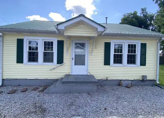 Property at 313 W High St, Manchester, TN, 37355, 2 beds, 1 bath, [object Object]