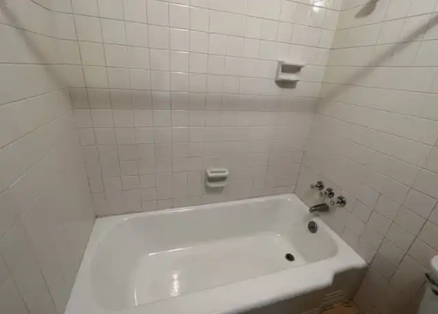 Property at 19450 Lake Shore Blvd, Cleveland, OH, 44119, 3 beds, 1 bath, [object Object]