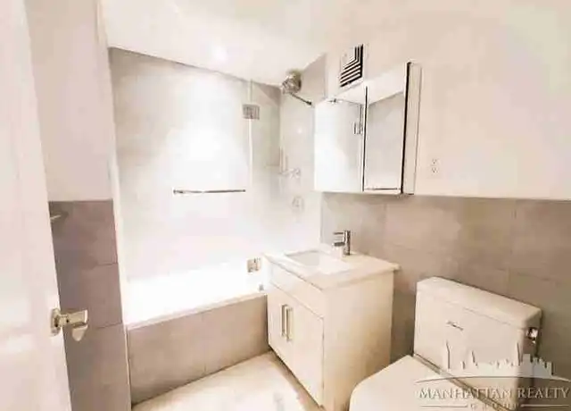 Property at 301 E 47th St Unit 10B, New York, NY, 10017, 2 beds, 1 bath, [object Object]