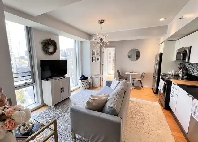 Property at 2 Earhart St Unit Seven06, Cambridge, MA, 02141, 3 beds, 1 bath, [object Object]