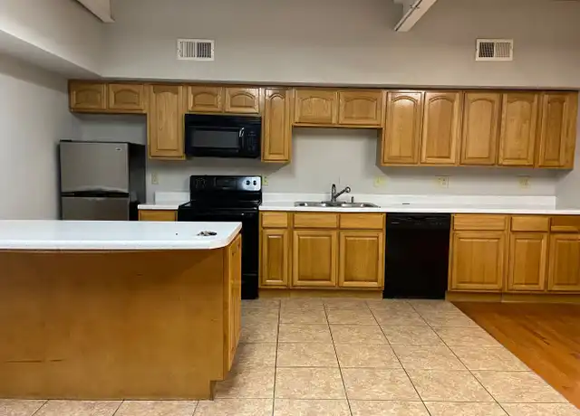 Property at 2203 McKinley Rd Unit Studio 4, Johnson City, TN, 37604, 1 bed, 1 bath, [object Object]