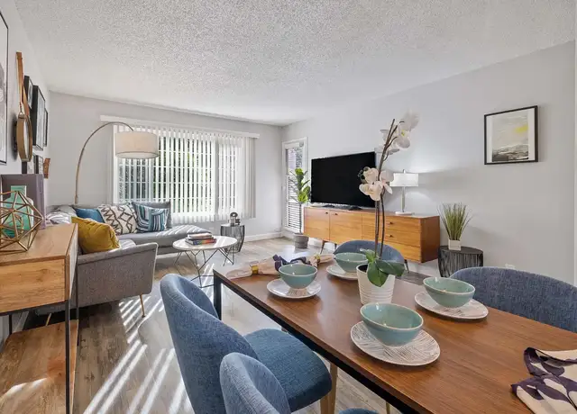 Photo of 27475 Hesperian Blvd, Hayward, CA 94545