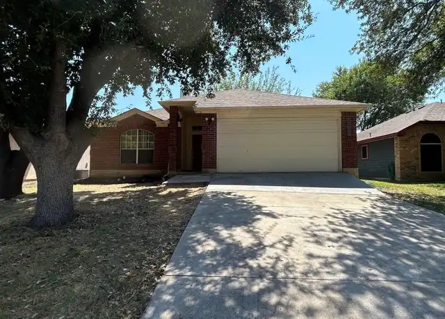 Property at 2000 Holly Springs Dr, Taylor, TX, 76574, 3 beds, 2 baths, [object Object]