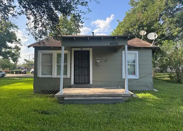 Property at 4005 Reid St, Houston, TX, 77026, 2 beds, 1 bath, [object Object]