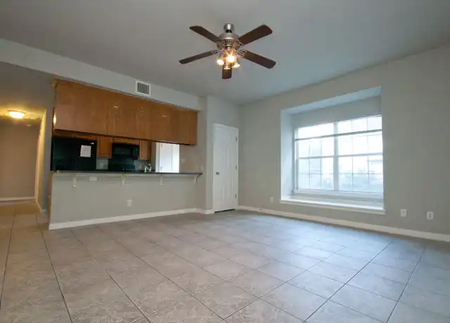 Property at 2410 Leon St Unit 102, Austin, TX, 78705, 4 beds, 3 baths, [object Object]