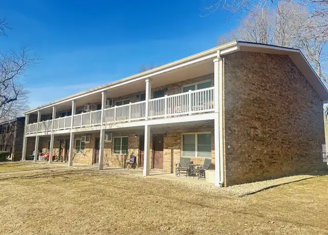 Property at 206 E Center St Unit 14, Monticello, IL, 61856, 1 bed, 1 bath, [object Object]