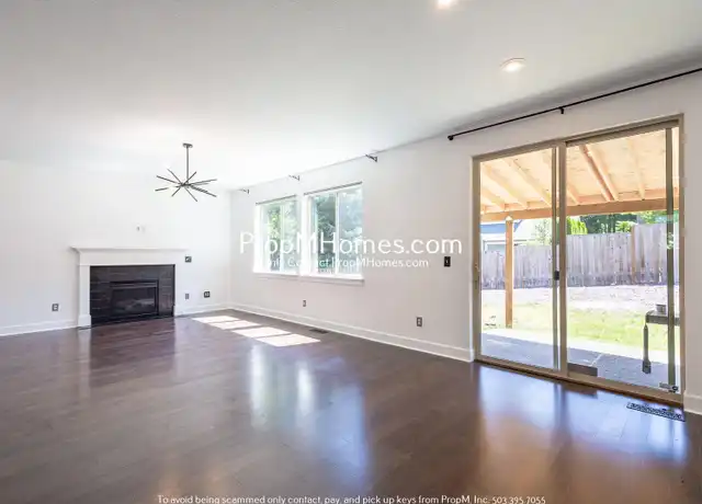 Property at 11774 SE Lincoln Heights St, Happy Valley, OR, 97086, 4 beds, 3 baths, [object Object]