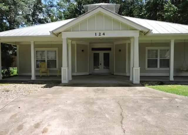 Property at 124 Fairway Dr, Crestview, FL, 32536, 3 beds, 2.5 baths, [object Object]