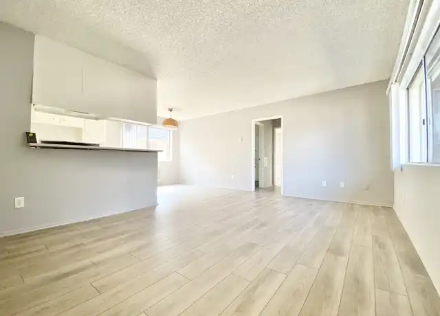 Property at 3337 S Canfield Ave Unit 108, Los Angeles, CA, 90034, 1 bed, 1 bath, [object Object]