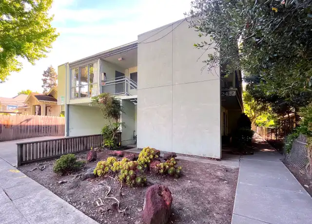 Property at 2422 McKinley Ave Unit C, Berkeley, CA, 94703, 2 beds, 1 bath, [object Object]