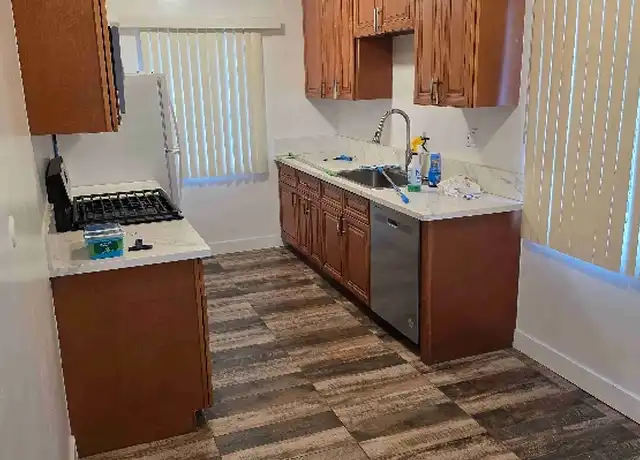 Property at 3744 Veteran Ave Unit 5, Los Angeles, CA, 90034, 2 beds, 1.5 baths, [object Object]