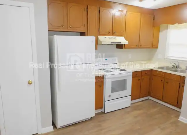Property at 1720 Spry St, Greensboro, NC, 27405, 2 beds, 1 bath, [object Object]