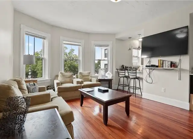 Property at 171 Prospect St Unit 1, Providence, RI, 02906, 4 beds, 2 baths, [object Object]