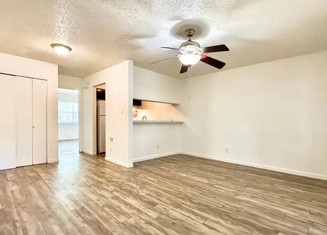 Property at 1015 Gardner Rd Unit B, Austin, TX, 78721, 1 bed, 1 bath, [object Object]