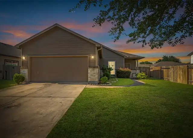Property at 3231 This Way, Kingwood, TX, 77339, 3 beds, 2 baths, [object Object]