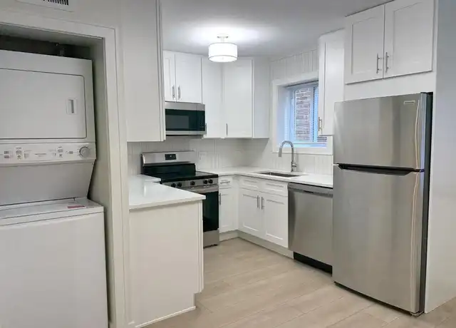 Property at 8306 W Grand Ave Unit 1S, River Grove, IL, 60171, 2 beds, 1.5 baths, [object Object]