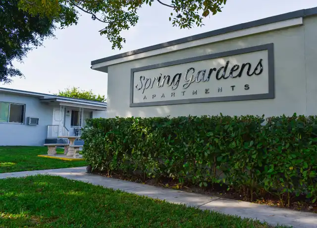 Property at 580 Eldron Dr Unit SG 580, Miami Springs, FL, 33166, 1 bed, 1 bath, [object Object]
