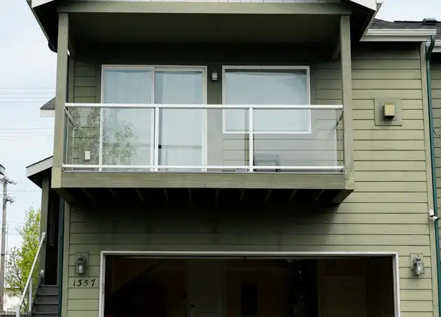 Property at 1357 Northbluff Dr, Anchorage, AK, 99501, 3 beds, 2.5 baths, [object Object]