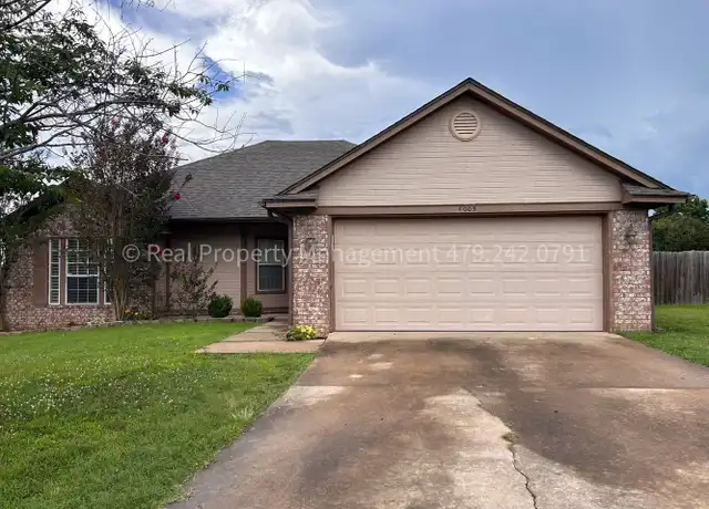 Property at 6005 Sandy Parker Ct, Fort Smith, AR, 72916, 3 beds, 2 baths, [object Object]