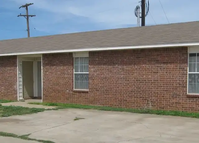 Property at 912 82nd St Unit B, Lubbock, TX, 79423, 2 beds, 1 bath, [object Object]