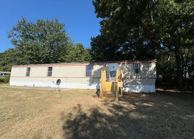 Property at 1662 Village Hwy, Rustburg, VA, 24588, 2 beds, 2 baths, [object Object]
