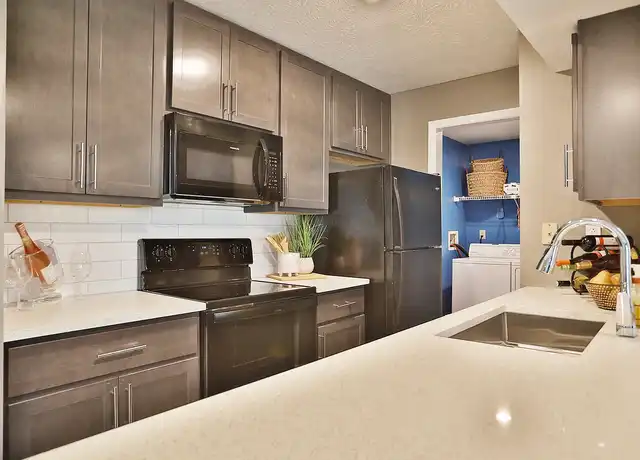 Property at Fox Chase North - 4100 Fox Run Trl, Cincinnati, OH, 45255, 2 beds, 2 baths, [object Object]