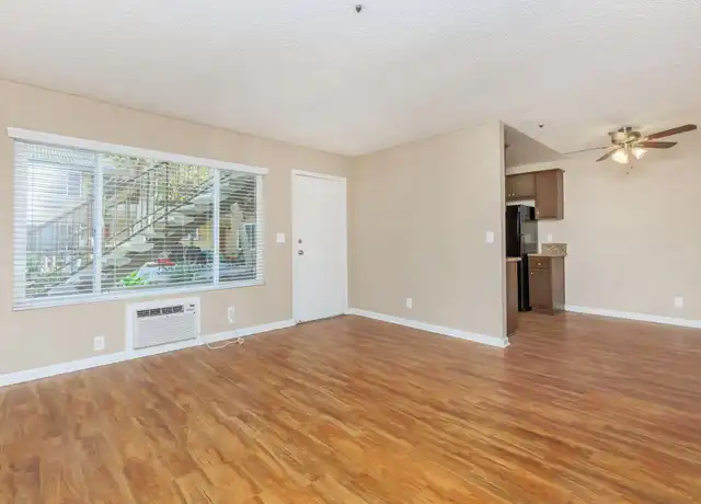 Property at 845 Newport Ter Unit 140, Vista, CA, 92084, 2 beds, 2 baths, [object Object]