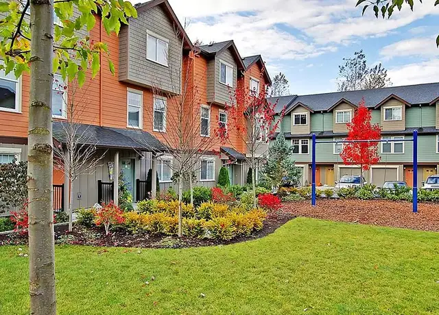 Photo of 7000 NE 186th Pl, Kenmore, WA 98028