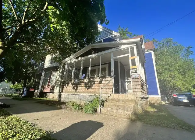 Property at 839 Alpine Ave NW Unit 1, Grand Rapids, MI, 49504, 2 beds, 1 bath, [object Object]