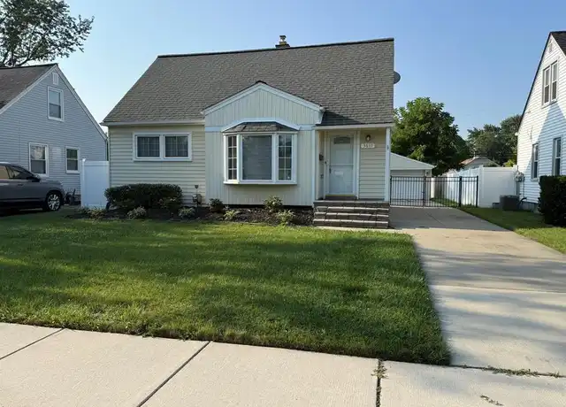Property at 3611 Normandy Rd, Royal Oak, MI, 48073, 4 beds, 2 baths, [object Object]