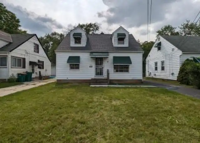 Property at 5206 Henry St, Maple Heights, OH, 44137, 3 beds, 1 bath, [object Object]