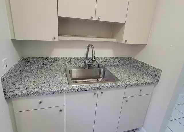 Property at 15000 NE 11th Ct Unit 02, Miami, FL, 33161, 1 bed, 1 bath, [object Object]