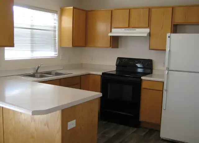 Property at 1372 W 1130 N Unit 7, St. George, UT, 84770, 3 beds, 2 baths, [object Object]