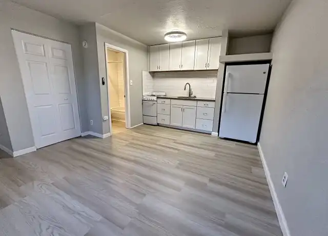 Property at 2104 Lead Ave SE Unit 8, Albuquerque, NM, 87106, 0 beds, 1 bath, [object Object]