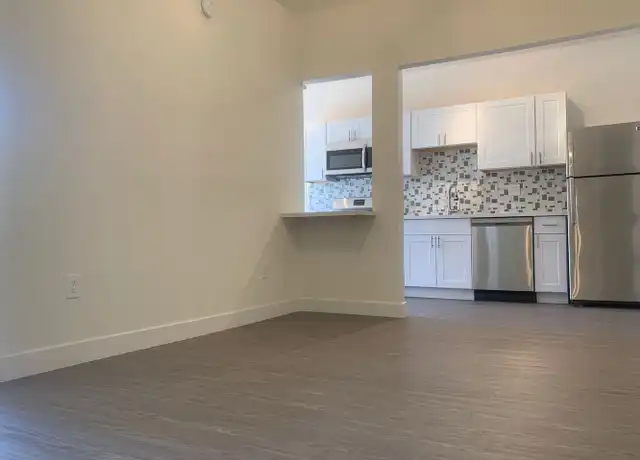 Property at 1623 Mariposa Ave Unit 103, Los Angeles, CA, 90027, 1 bed, 1 bath, [object Object]