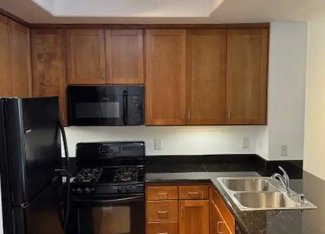 Property at 4060 Glencoe Ave #128, Marina del Rey, CA, 90292, 1 bed, 1 bath, [object Object]
