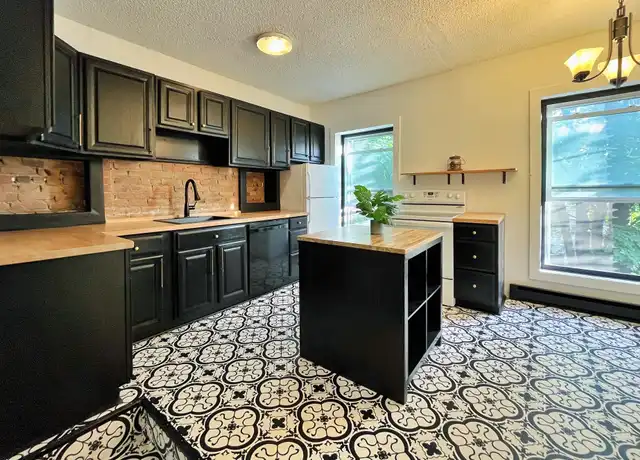 Property at 154 Lancaster St Unit 2, Albany, NY, 12210, 3 beds, 1.5 baths, [object Object]