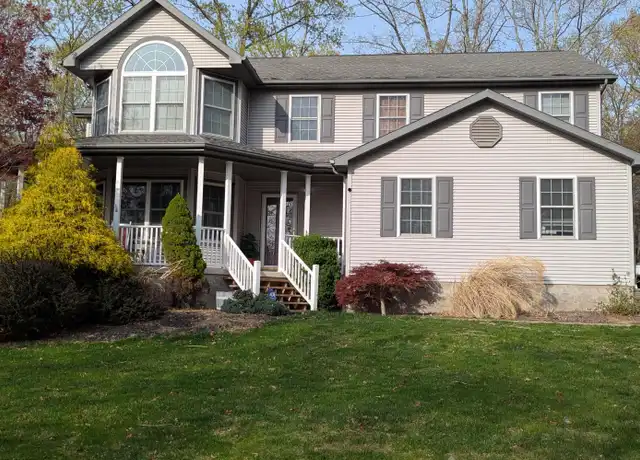 Property at 590 Henrys Crossing Rd, Cresco, PA, 18326, 4 beds, 2.5 baths, [object Object]