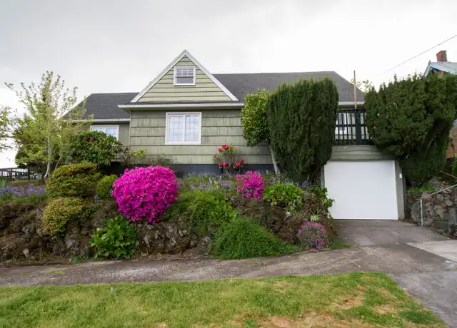 Property at 6035 NE Sacramento St, Portland, OR, 97213, 4 beds, 1.5 baths, [object Object]