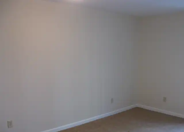Property at 330 Wine St, Culpeper, VA, 22701, 2 beds, 1.5 baths, [object Object]