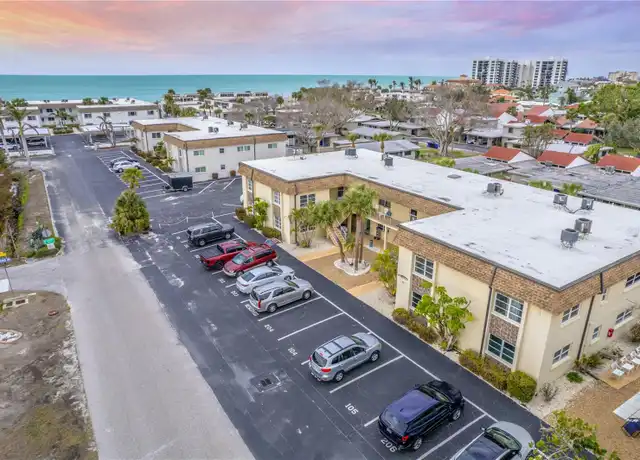 Property at 616 Flamingo Dr #102, Venice, FL, 34285, 2 beds, 2 baths, [object Object]