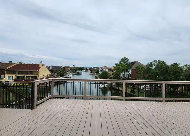 Property at 25 Harbour Dr Unit B, Houston, TX, 77058, 2 beds, 1 bath, [object Object]