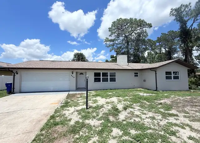 Property at 944 Galaxy Ave, Sebring, FL, 33875, 3 beds, 2 baths, [object Object]