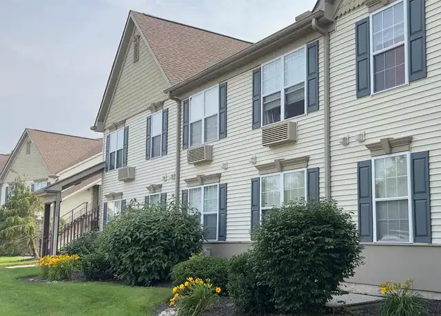 Property at 141 Roosevelt Blvd, Berlin, NJ, 08009, 3 beds, 2 baths, [object Object]