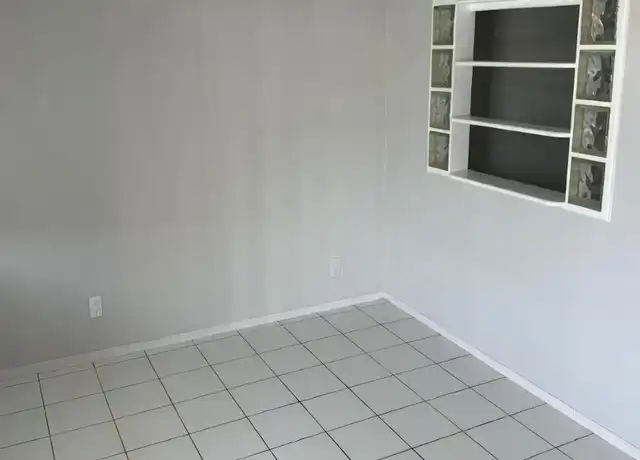 Property at 2010 NE 17th St, Fort Lauderdale, FL, 33305, 0 beds, 1 bath, [object Object]