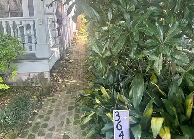 Property at 3646 Camp St, New Orleans, LA, 70115, 2 beds, 1 bath, [object Object]
